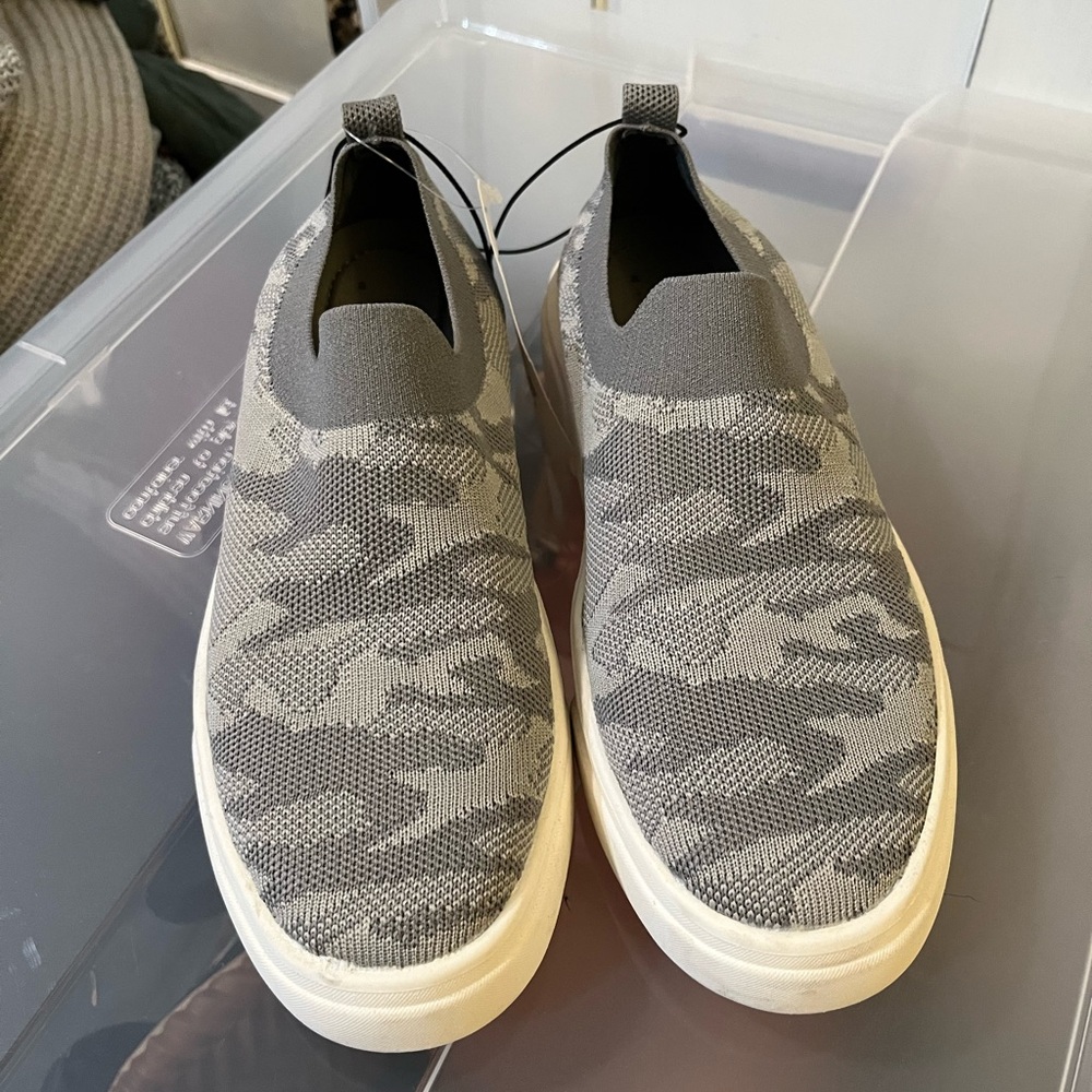 Slip on shoes